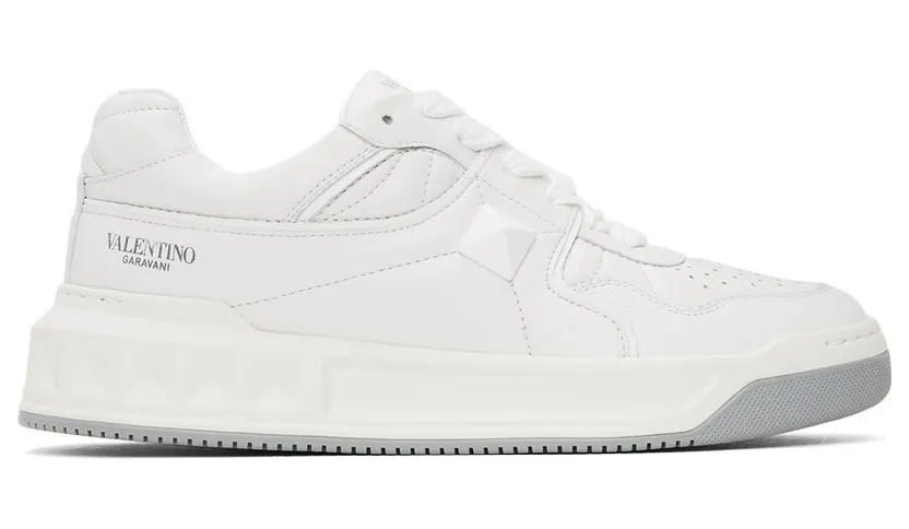 Valentino Garavani White One Stud Low-Top Sneakers (WW2S0CS4NWN)