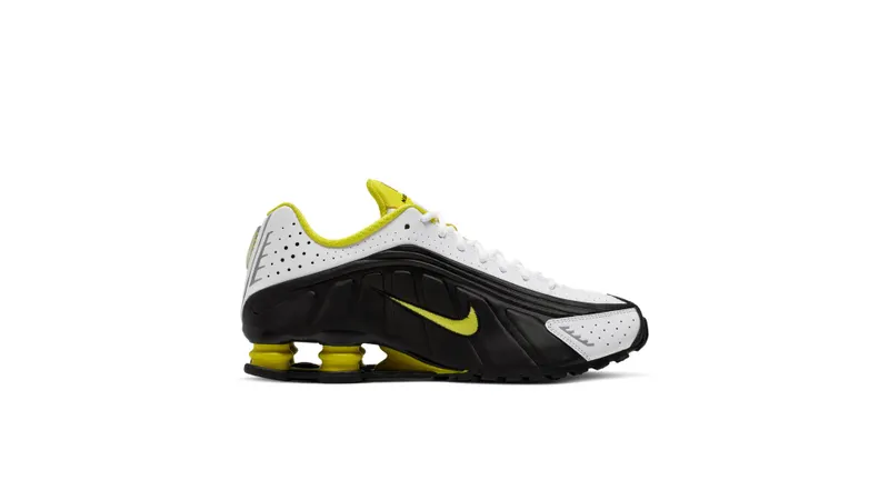 Nike Shox R4 Black Yellow Black/Dynamic Yellow-White (104265-048)