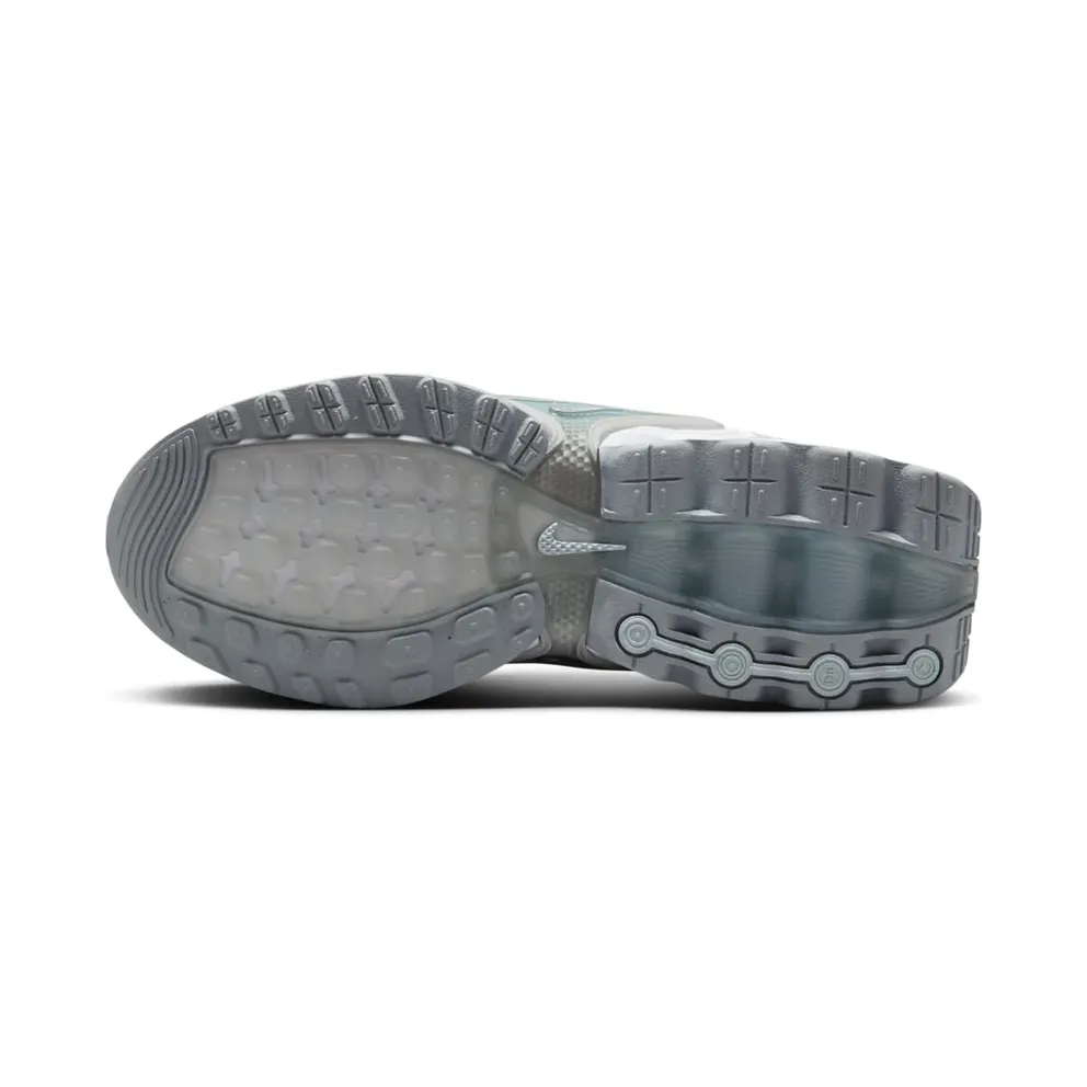 Nike Air Max Dn GS “Silver Glitter” (HQ3256-043)