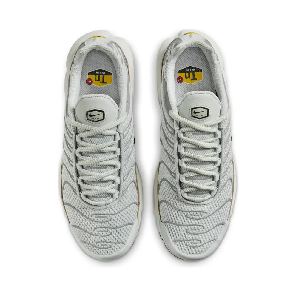Nike Air Max Plus “Light Silver” (FV8480-002)