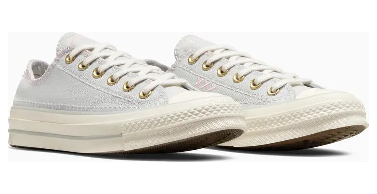 converse-chuck-taylor-all-star A09839C