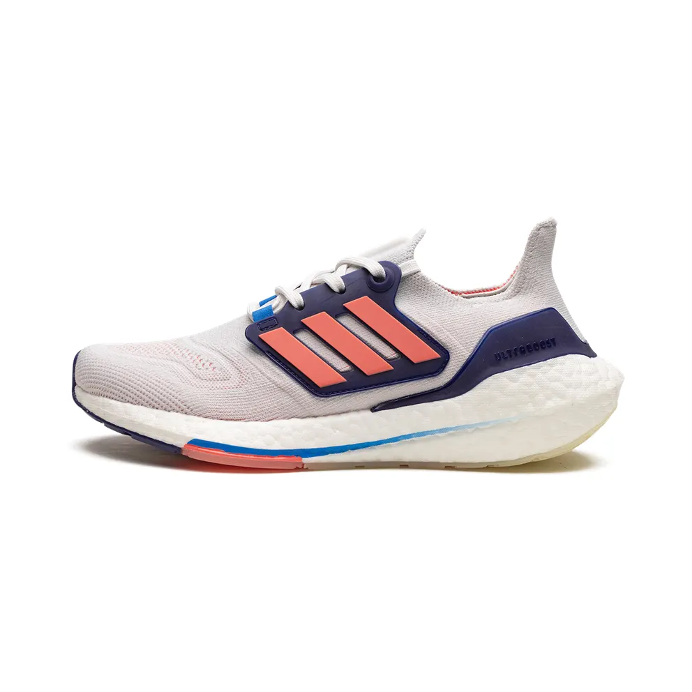 adidas Ultraboost 22 Laufschuh Crystal White / Turbo / Legacy Indigo (GX5589)