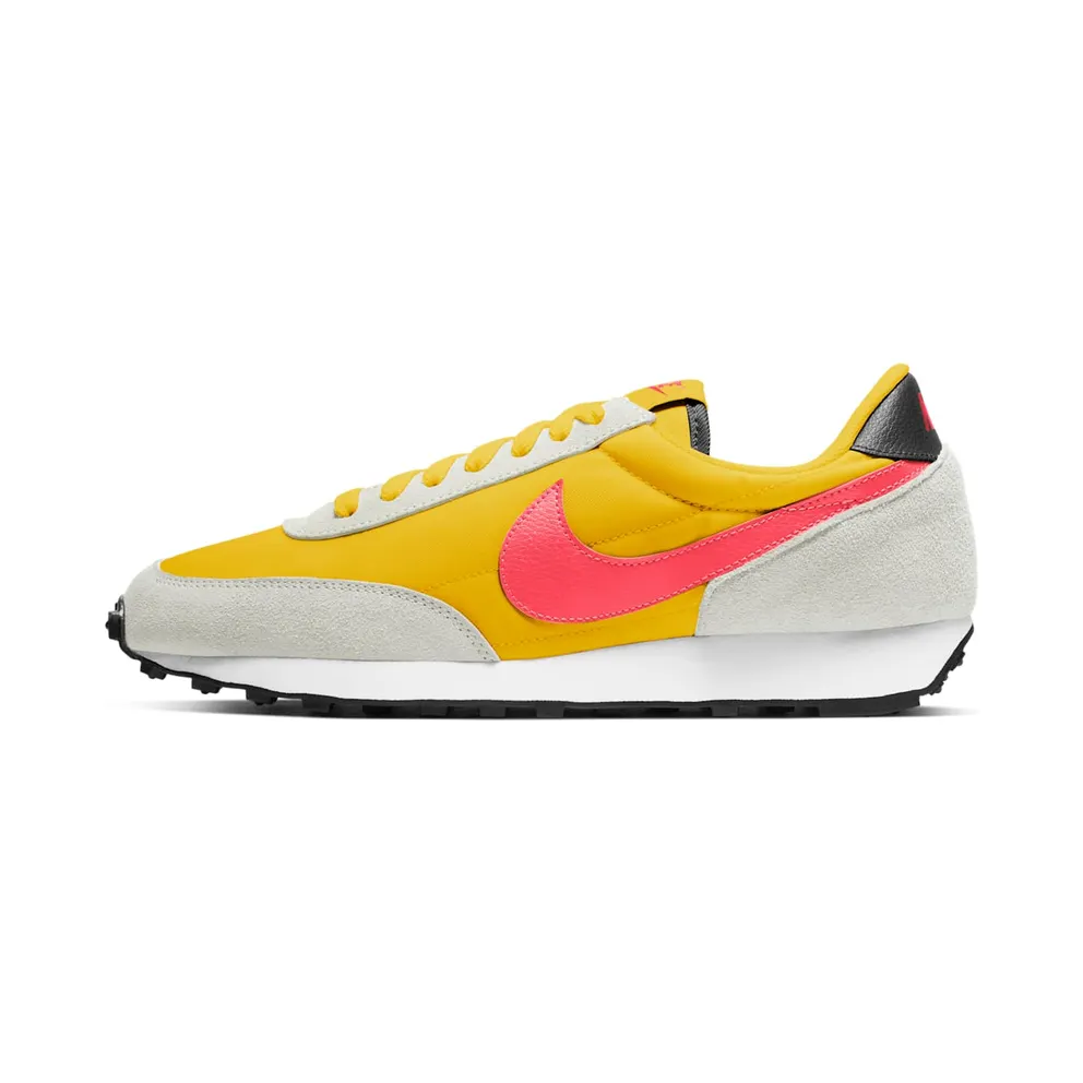 Nike Daybreak Dark Sulfur (W)