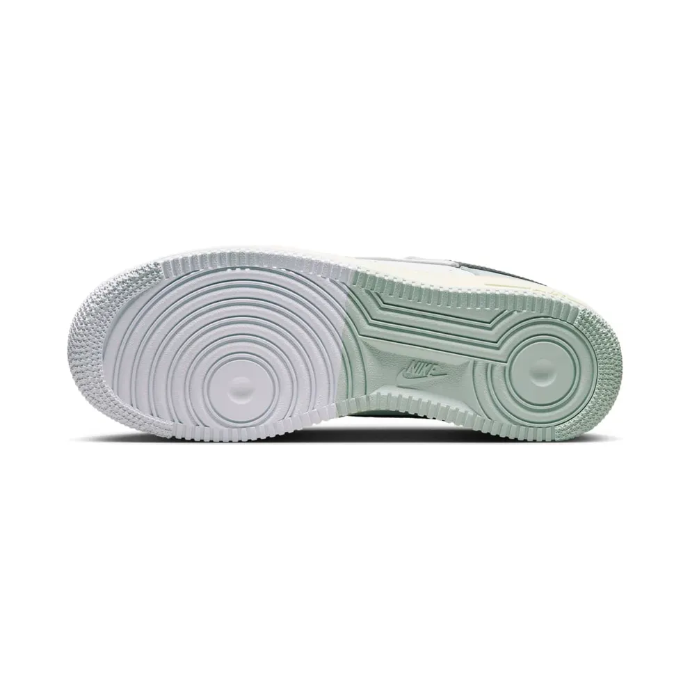 Nike Air Force 1 Low “Split – Light Silver” (DZ2522-001)