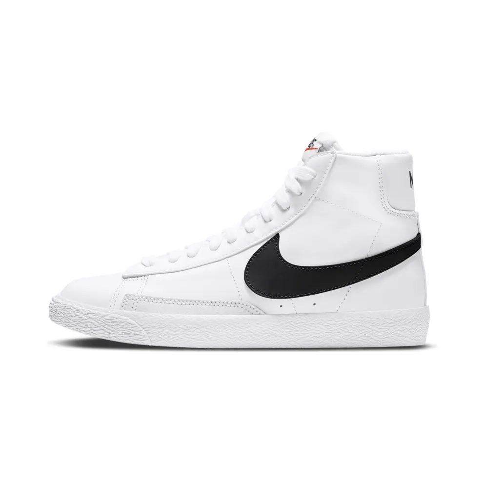 Nike Blazer Mid Older Kids’ White (CZ7531-100)