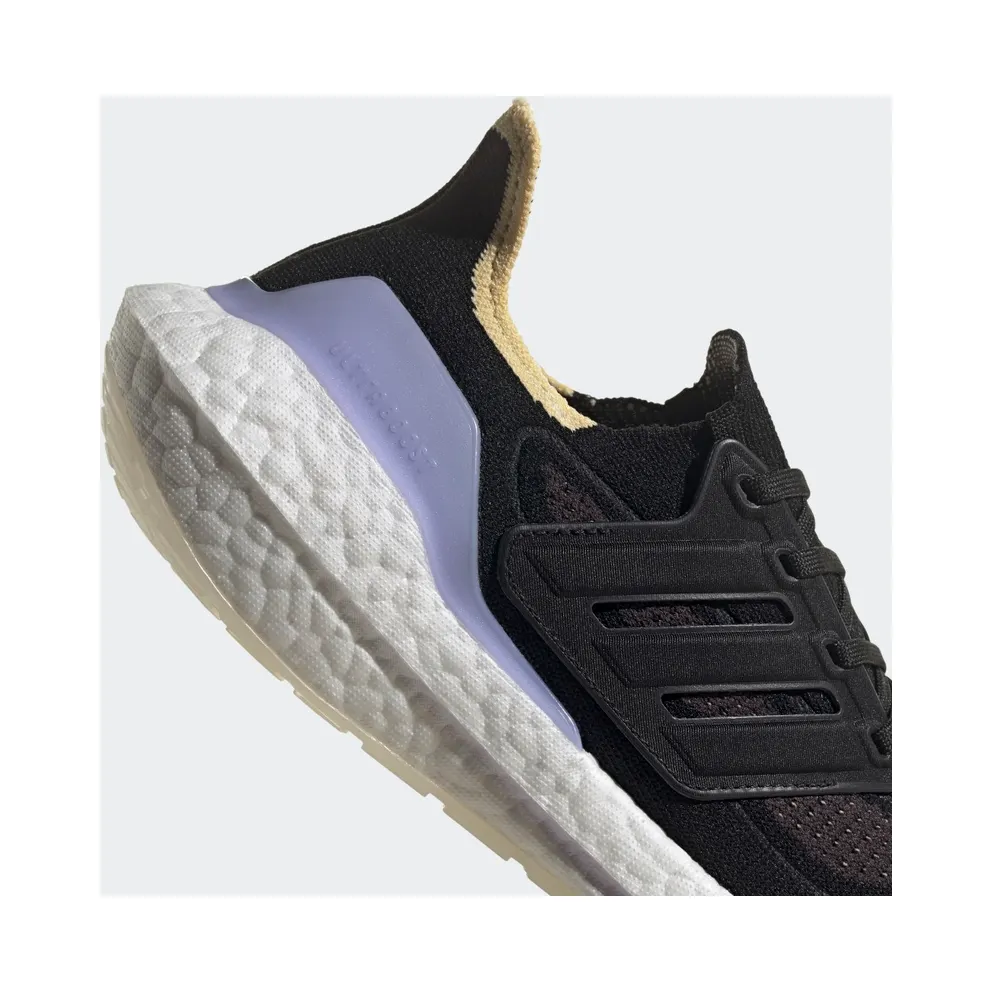 adidas Ultraboost 21 Core Black / Core Black / Violet Tone (S23841)