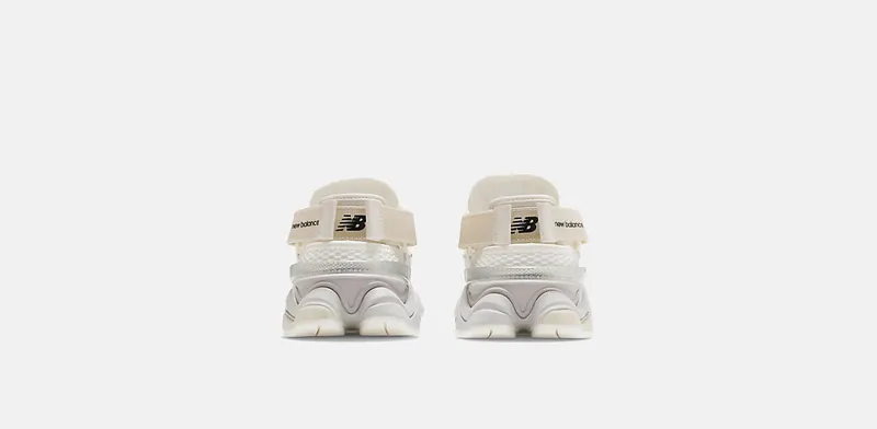 New Balance 9060 Mule (U90609IH)