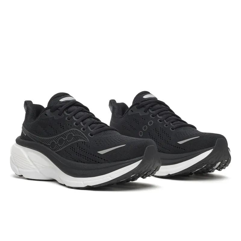 SAUCONY Hurricane 25 “Black / White” (S11026-200)