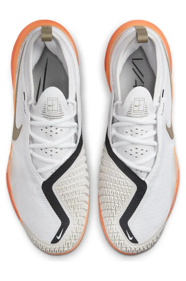 nikecourt CV0724-103