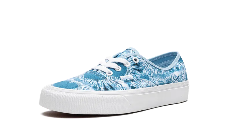 Vans Authentic “Tie-Dye Hearts” (VN0A5KS9BGW)