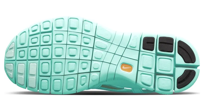 nike-free 813069-330