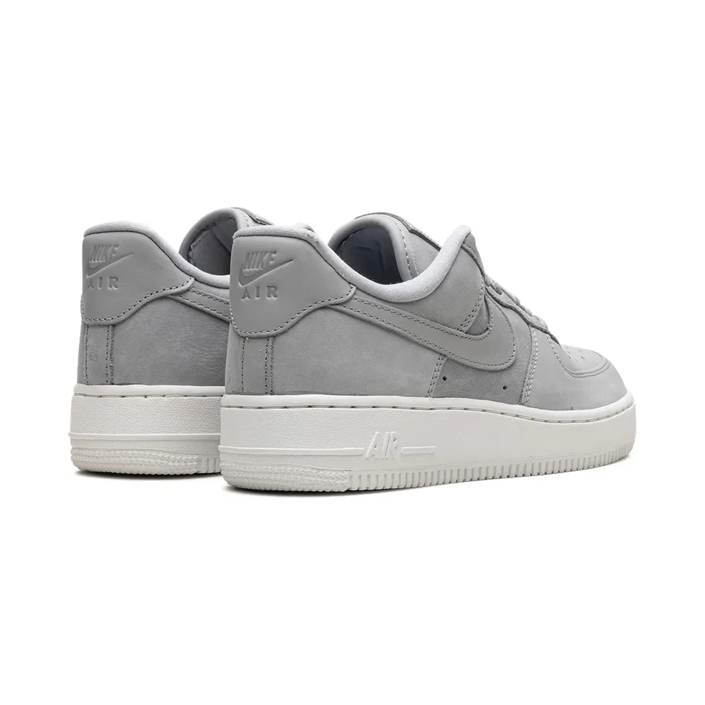 Nike AIR FORCE 1 LO ’07 PRM “Wolf Grey” (DR9503-001)