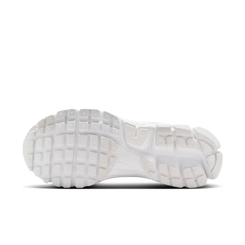Nike Zoom Vomero 5 “Triple White” (IB4397-100)