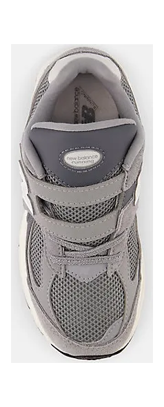 new-balance-2002r PV2002ST