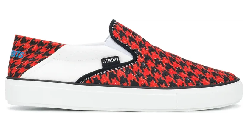 VETEMENTS Babouche slip-on sneakers – Rood (VTVNS2)