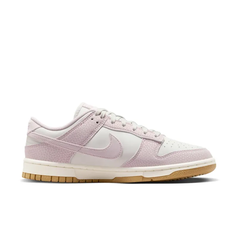 Nike Dunk Low “Platinum Violet” (FN6345-001)
