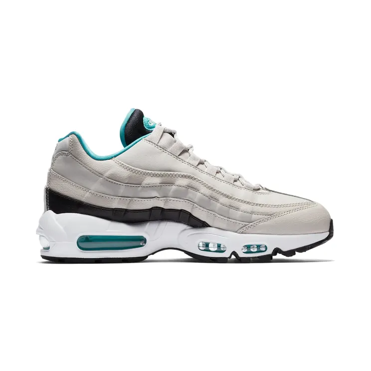 nike-air-max 749766-027