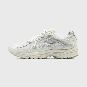 Brooks Adrenaline GTS 10 White Silver