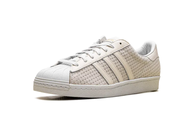 Adidas Superstar ADV “Arrow & Beast – Wonder White” (JS2593)