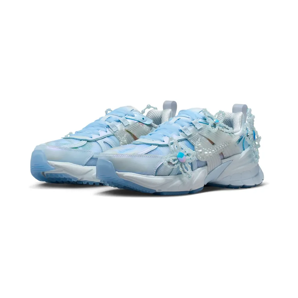 Nike V2K Run “Susan Fang” (IB7426-400)