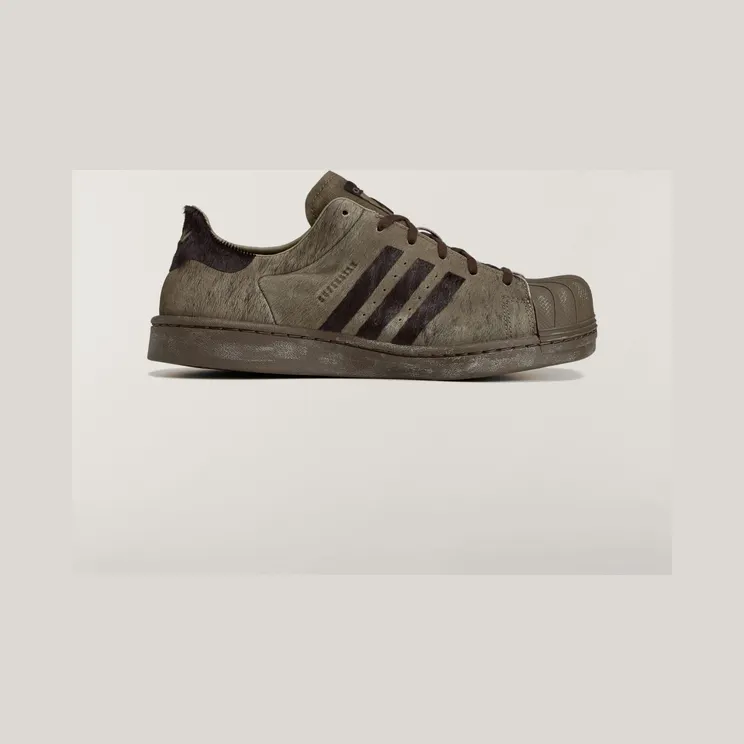AVAVAV x adidas Superstar (KK2724)
