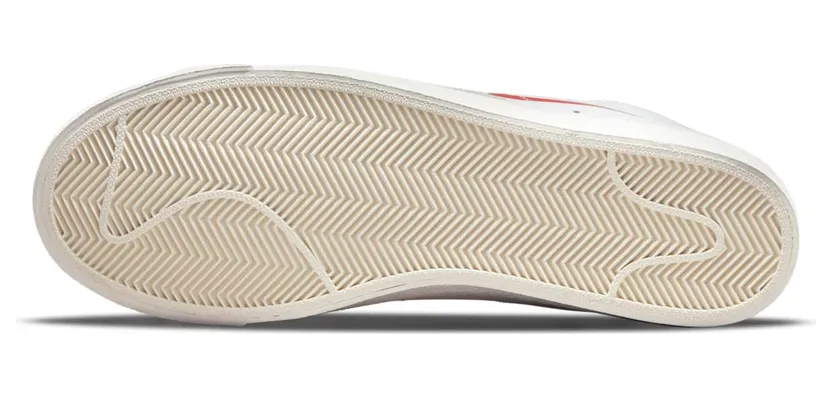 nike-blazer DN7996-101