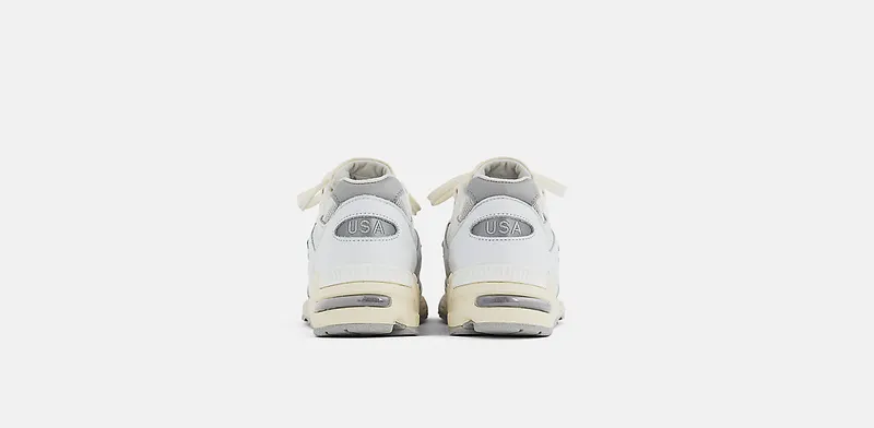 New Balance New Balance White/Grey (M990TC2)