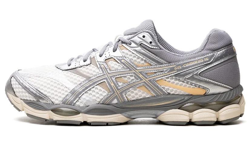 Asics GEL-Cumulus 16 “Cream / Clay Grey” (1203A733-101)