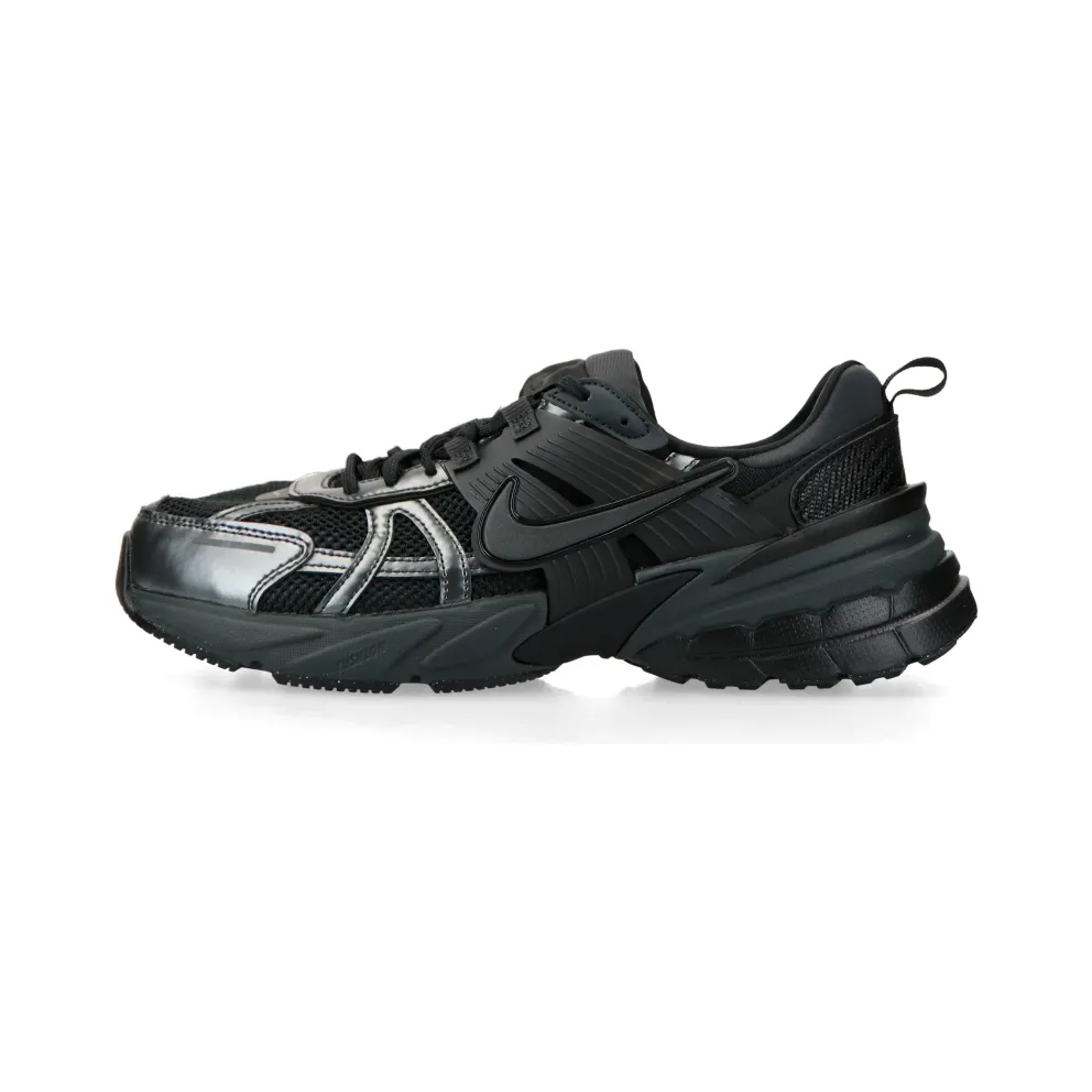 Nike V2K Run (Black) – HJ4497-001