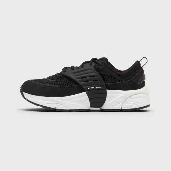 Jordan Trunner O/S Black White