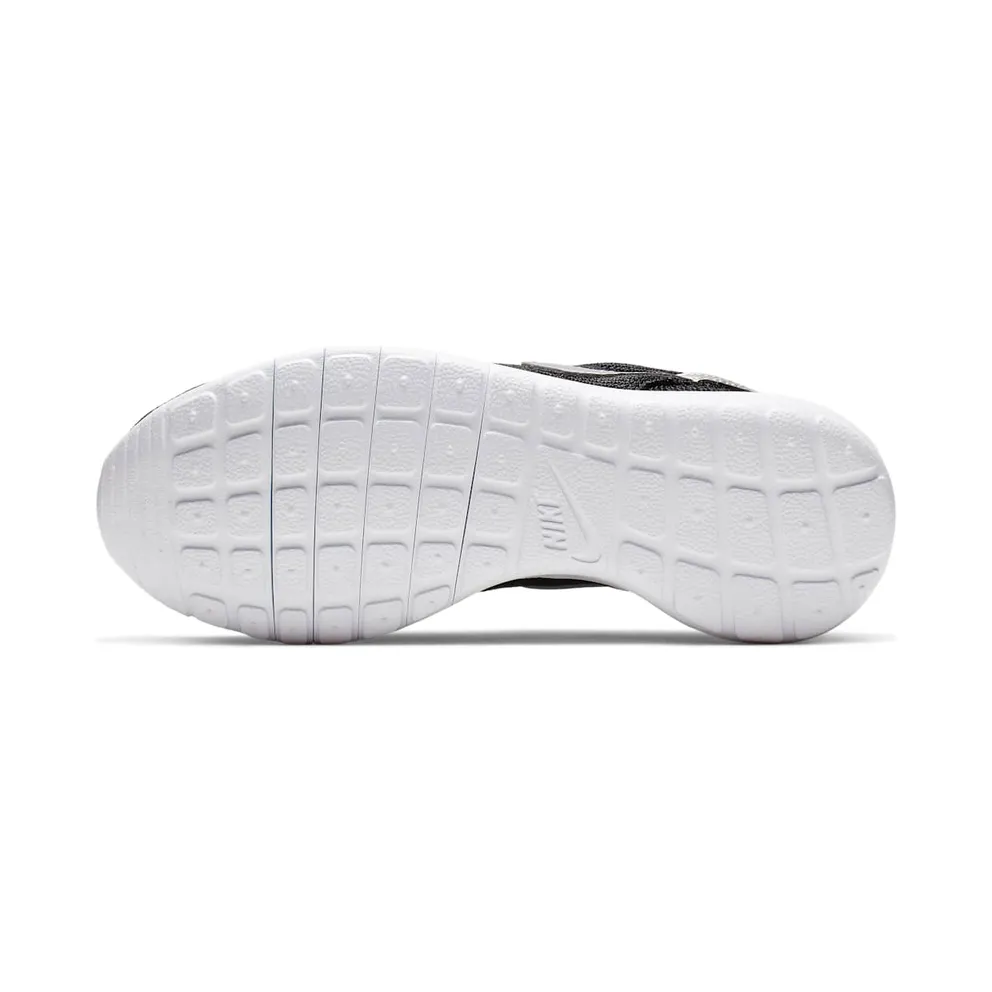 Nike Roshe One (GS) “Black Metallic Silver” (599728-021)