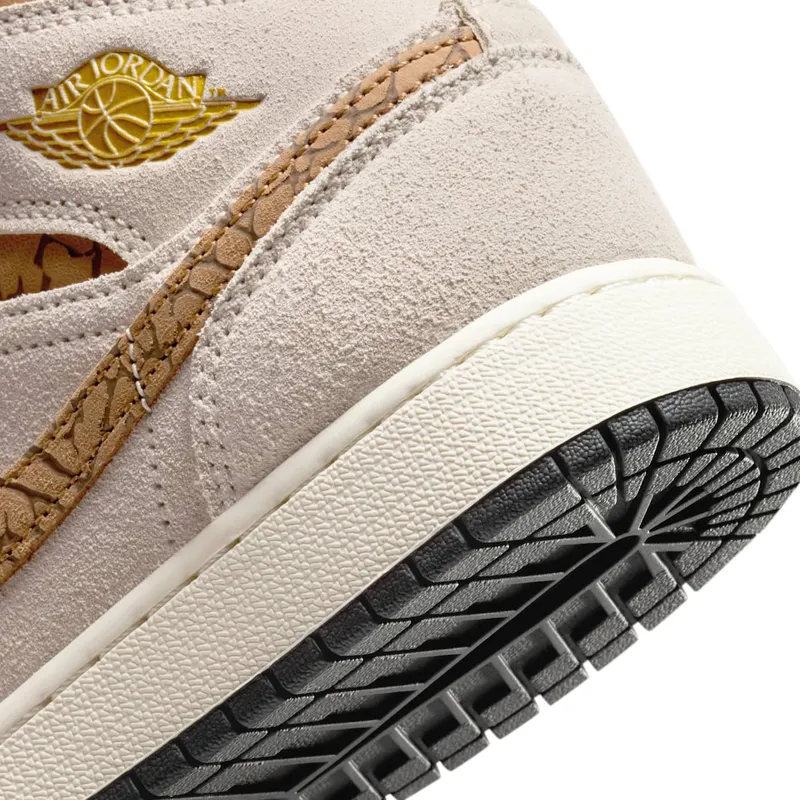 air-jordan-1 DZ5369-102