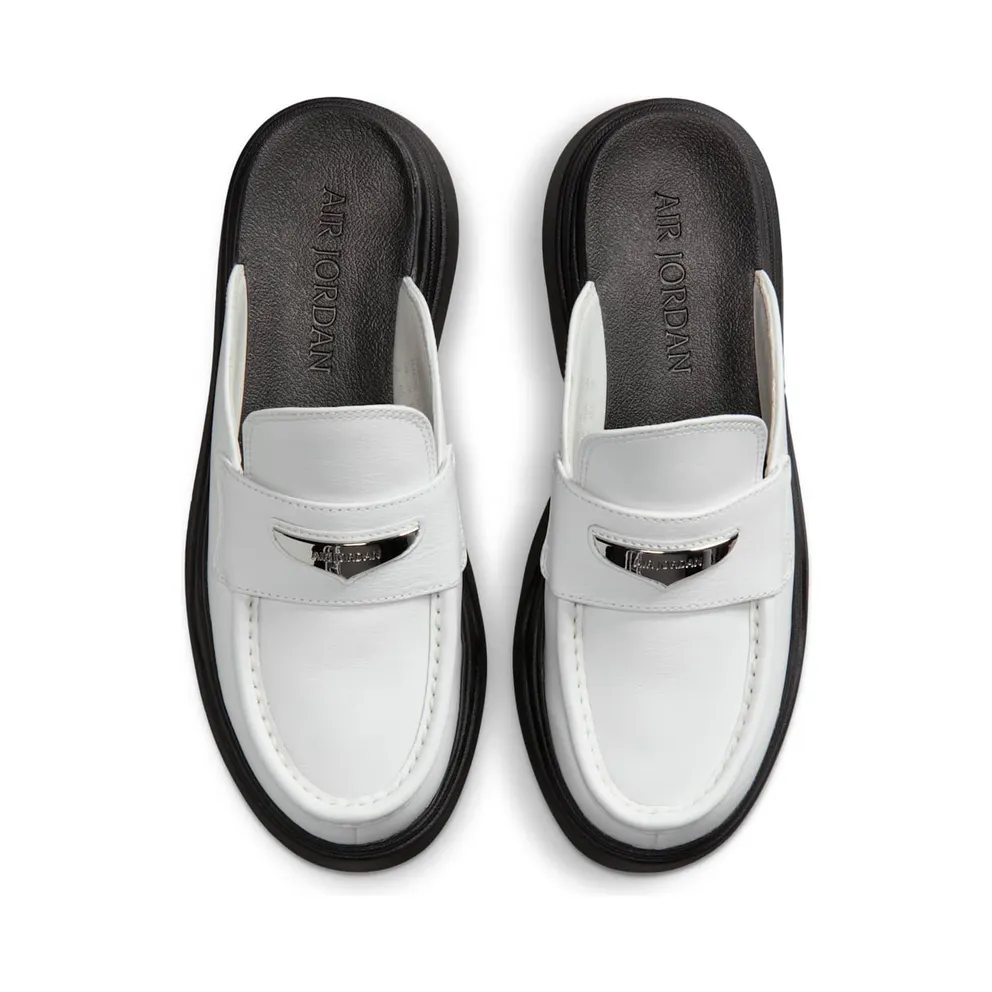 Jordan Mule “Summit White Black” (HJ4292-100)