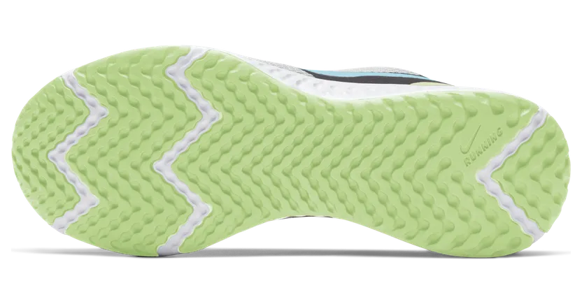 nike-revolution BQ3207-009