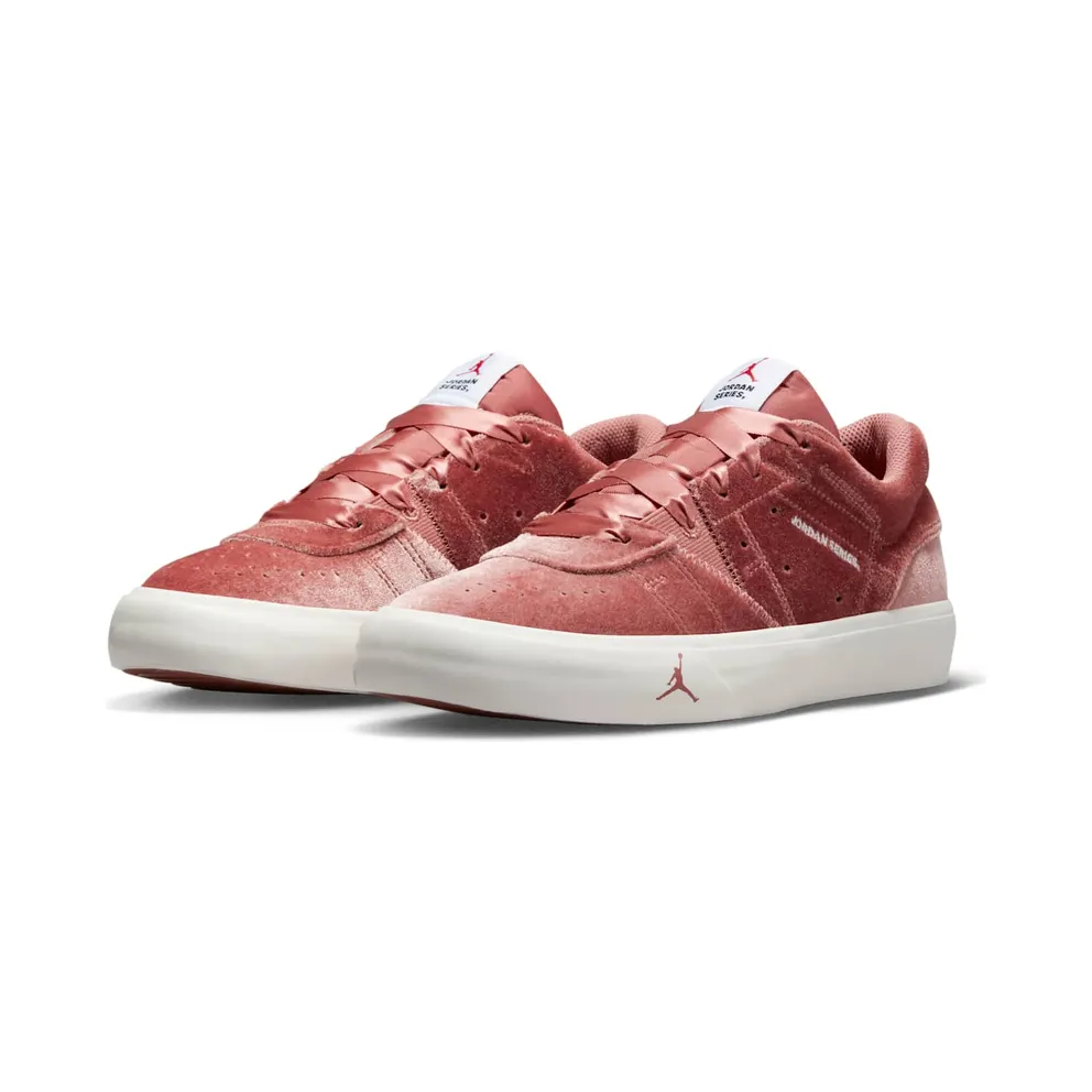 Jordan Series .05 SE Low Pink (DZ7737-600)