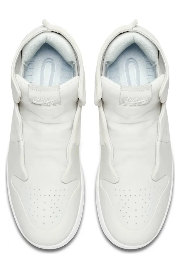 air-jordan-1 AO1526-100