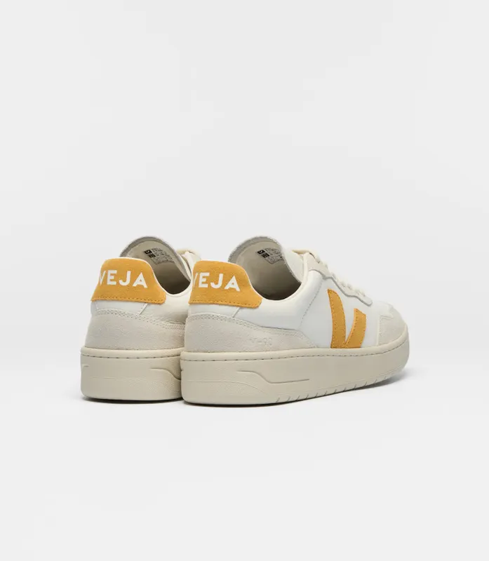 Veja V-90 White (VD2021361B)