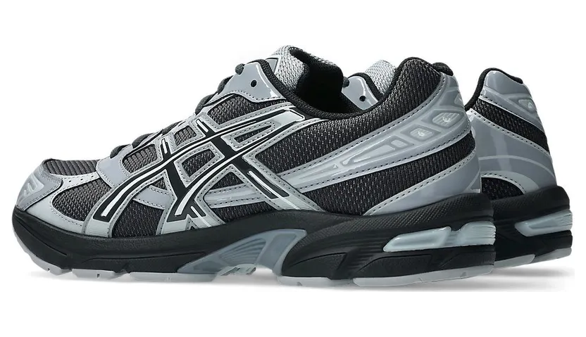 Asics GEL-1130 “Graphite Grey / Gravel”: grijs dat altijd werkt (3)