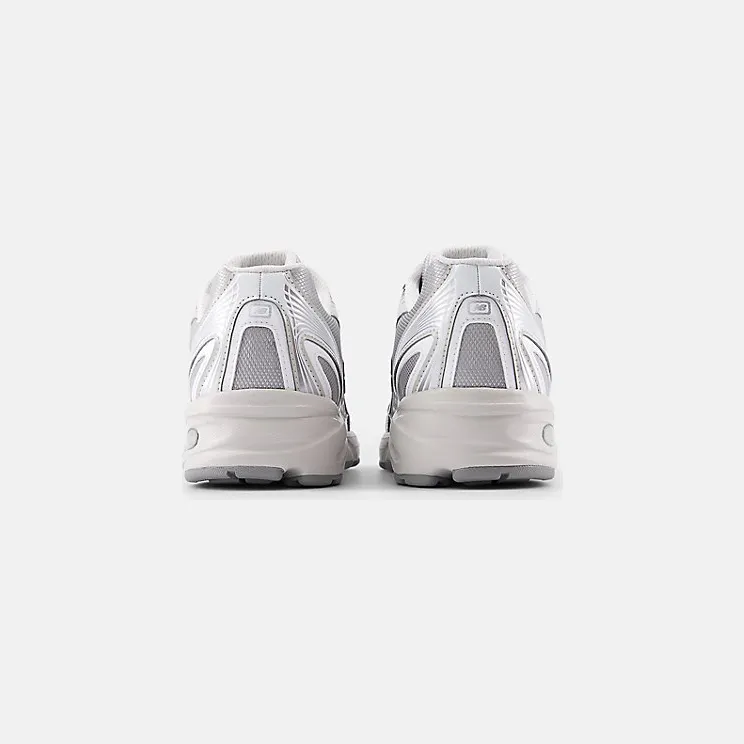 new-balance-740 U7405I7