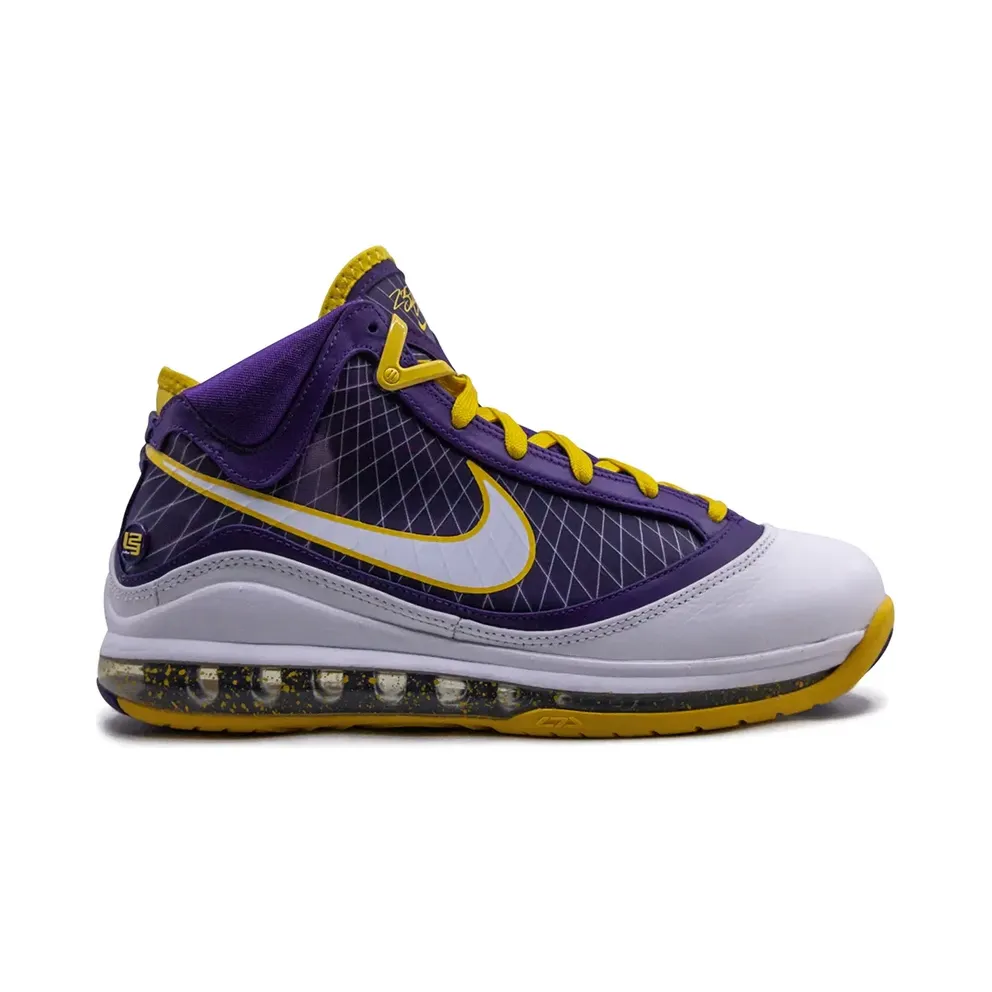 Nike ‘Air Max Lebron 7 Media Day’ – Violett (CW2300)