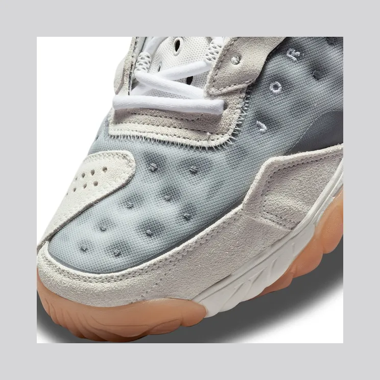 air-jordan-delta CV8121-004