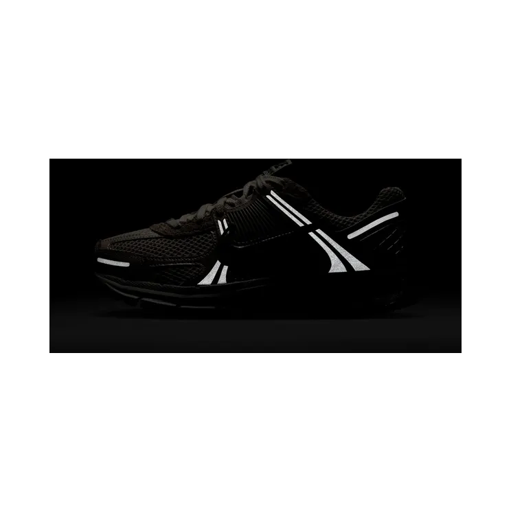 nike-air-zoom FN6742-200