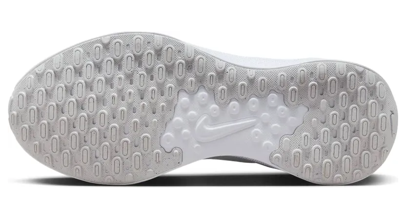 nike-revolution FB2208-100