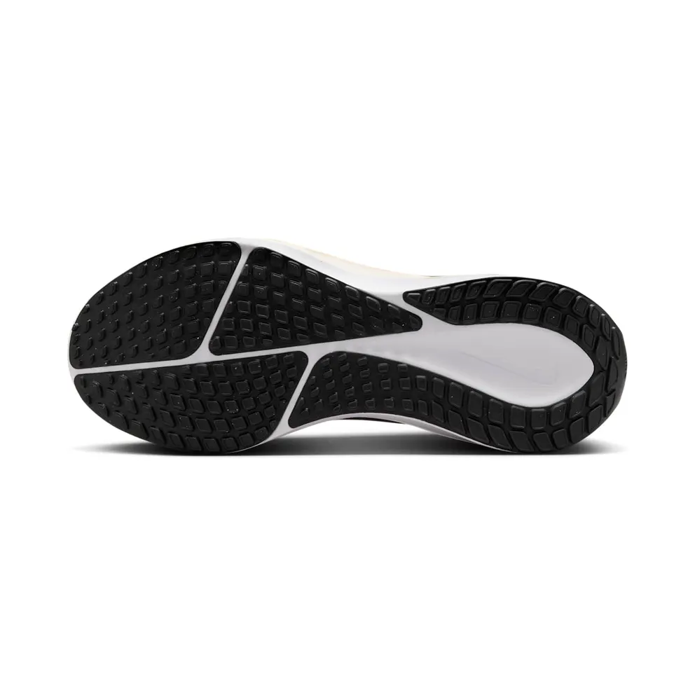 Nike Vomero 17 “White / Crimson” (HF4914-100)