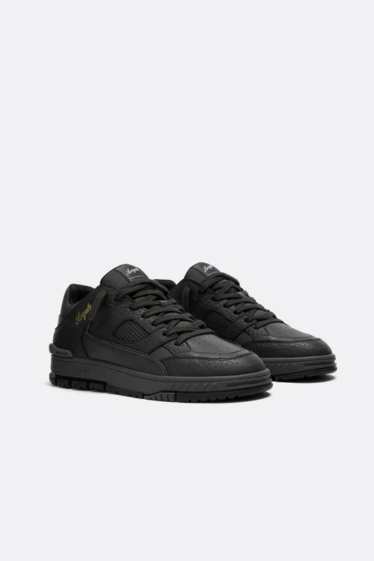 Axel Arigato Area Lo Sneaker “Black,Black” (F1699002)