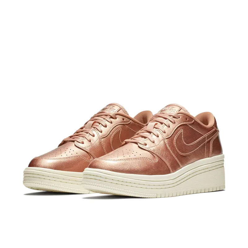 Jordan 1 Retro Low Lifted Metallic Red Bronze (W) Metallic Red Bronze/Sail (AO1334-901)