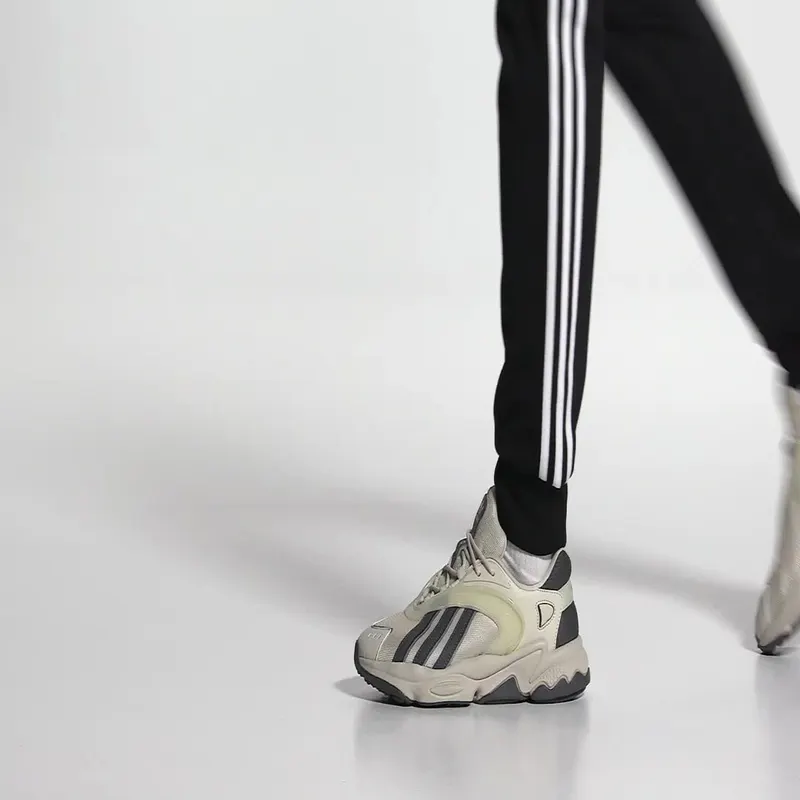 adidas-oztral GZ9409