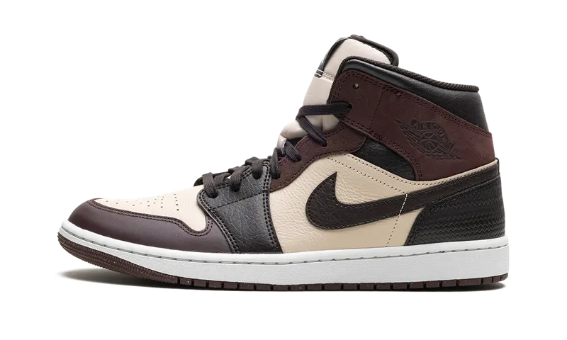 Air Jordan 1 Mid Se “Velvet Brown” (FZ4359-200)