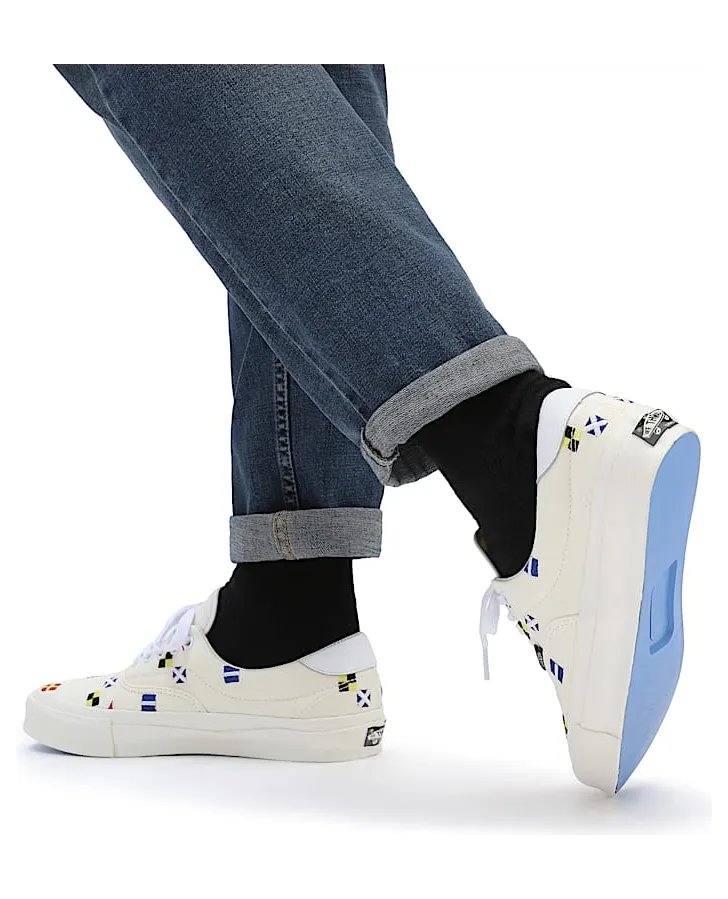 vans-style VN0A4UVGAR9