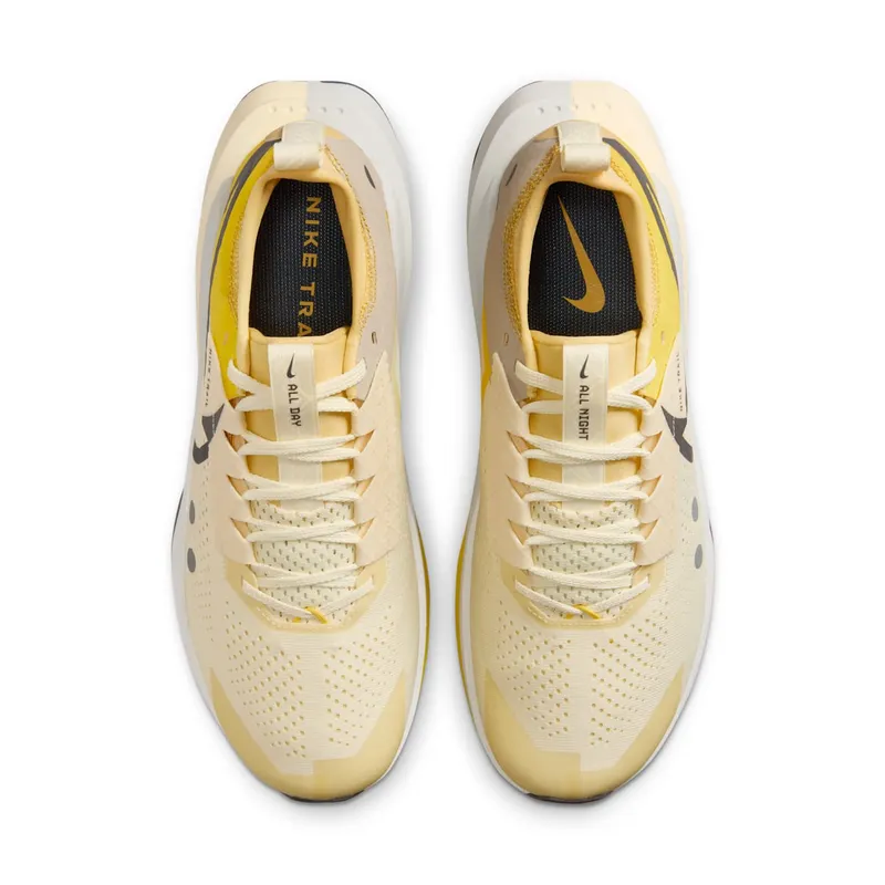 Nike ZoomX Zegama 2 Alabaster Lightning Saturn Gold Medium Ash (FD5190-700)